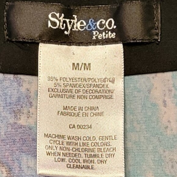 EUC Abstract Floral Print Top/Tunic With Ribbon Neckline - Picture 3 of 3